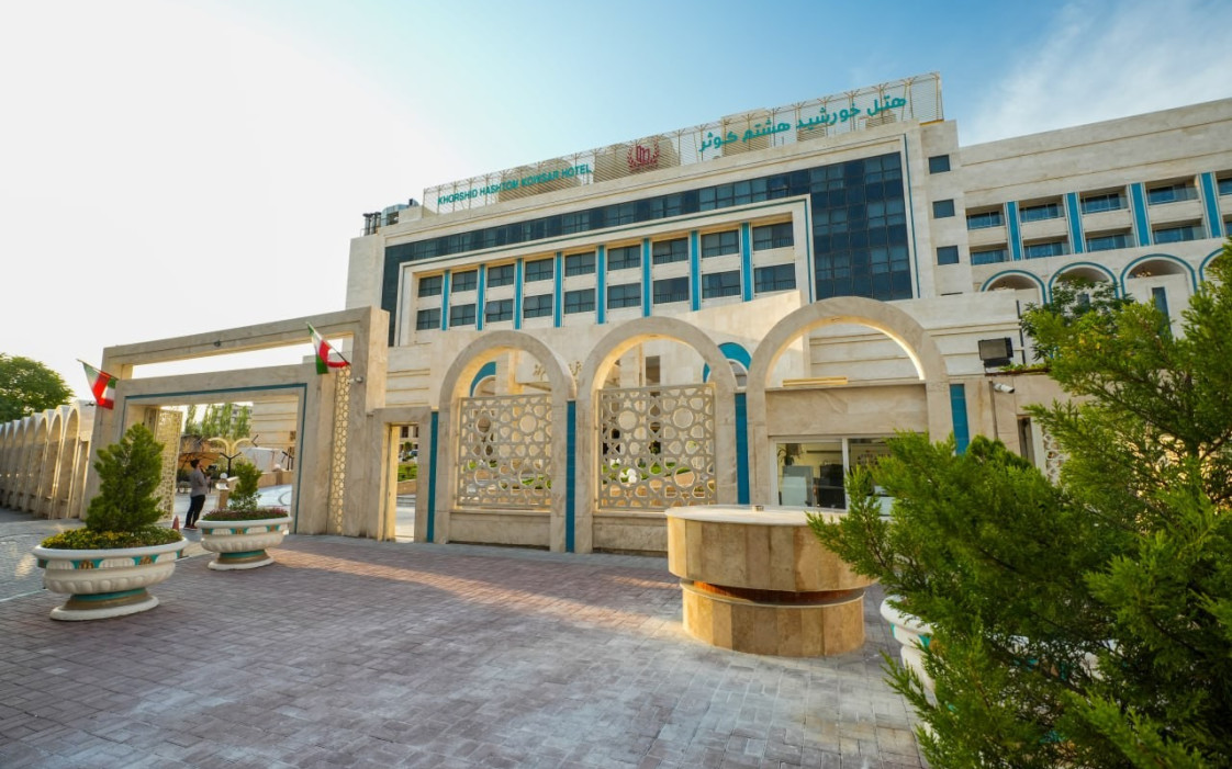 Khorshid Hashtom Kosar Hotel